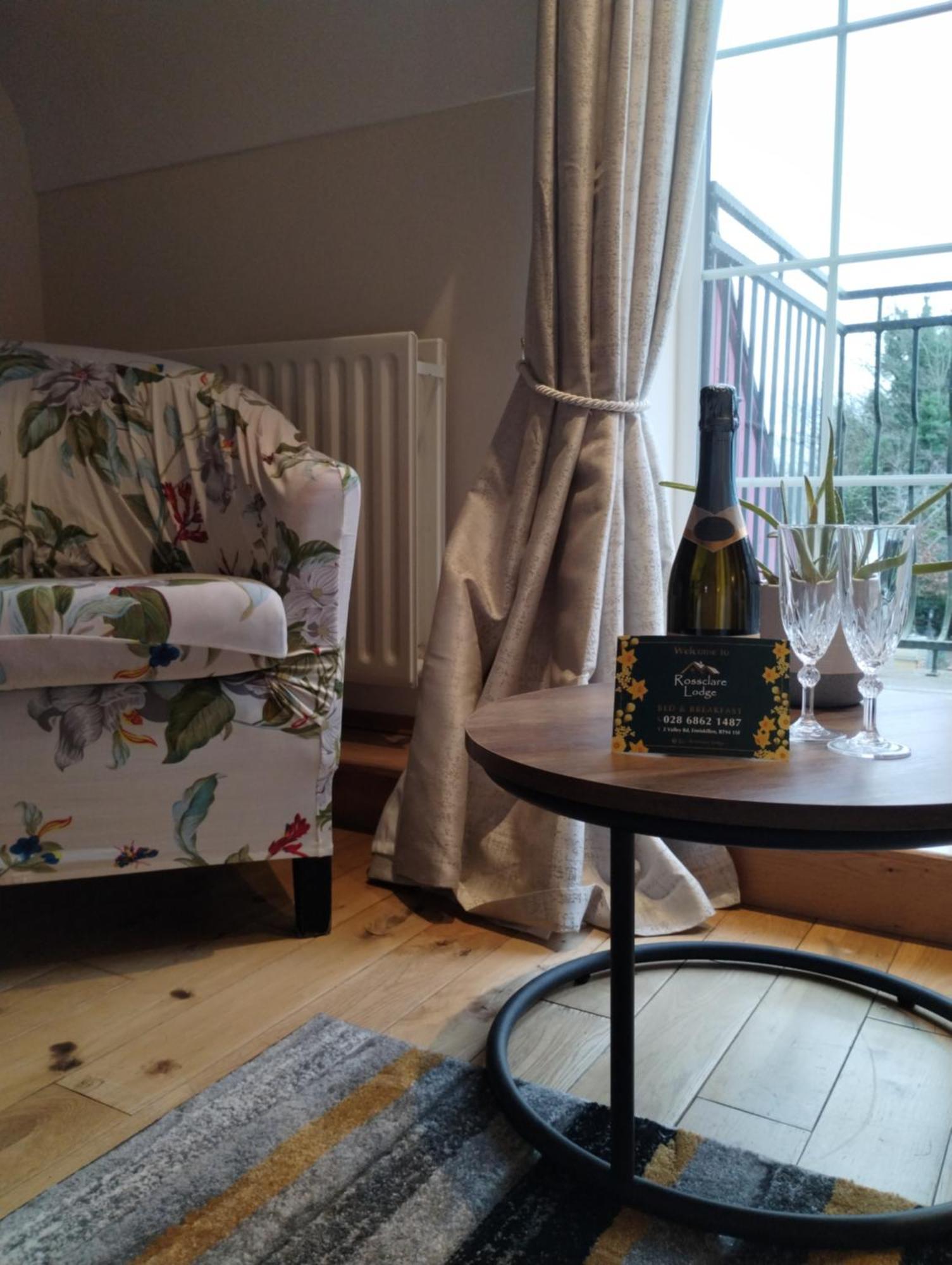Rossclare Lodge 恩尼斯基林 外观 照片
